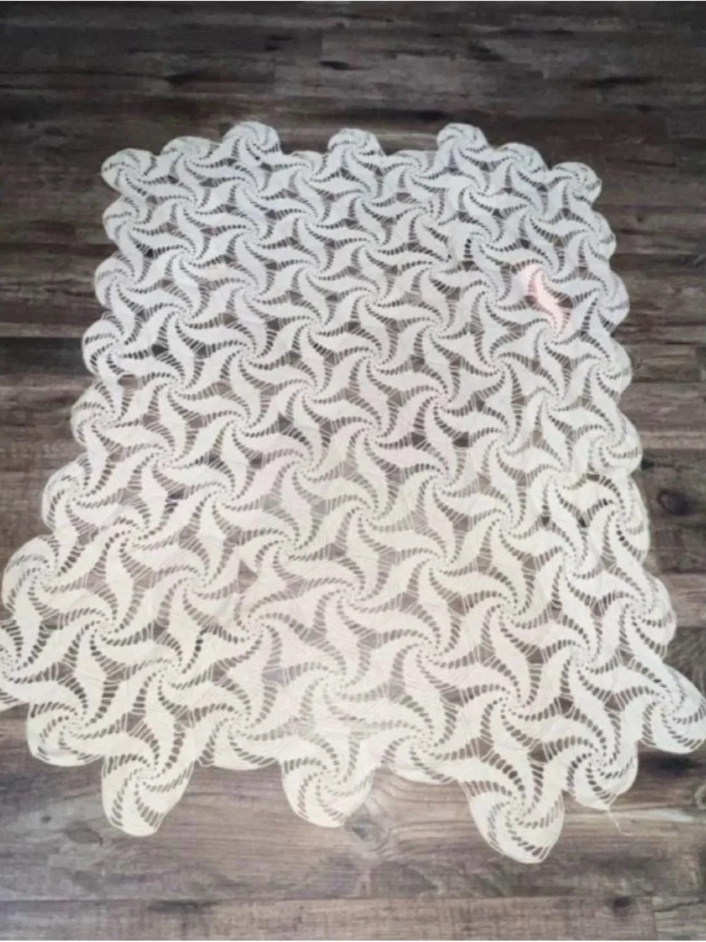 Handmade Vintage Delicate Beige Vintage Crochet Lace Tablecloth
